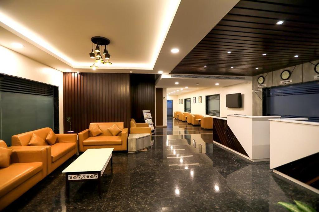 Pp Residency Otel Covelong Dış mekan fotoğraf