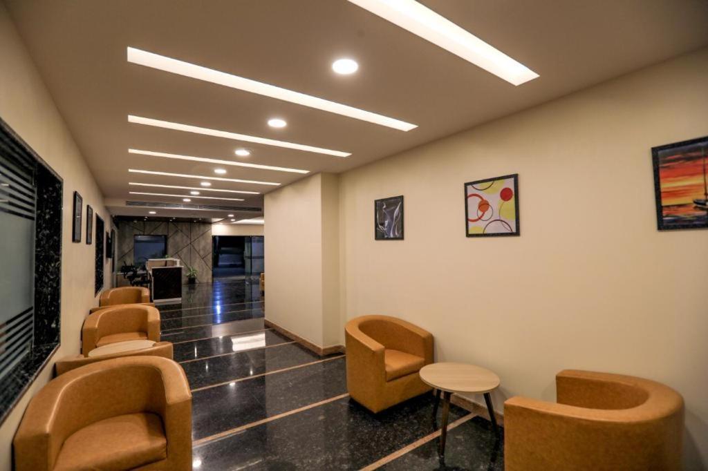 Pp Residency Otel Covelong Dış mekan fotoğraf
