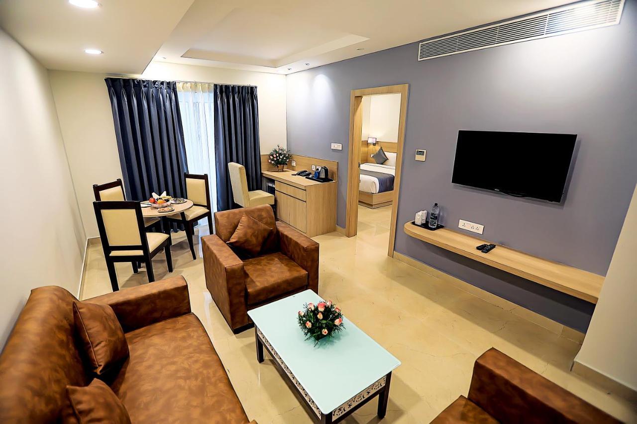 Pp Residency Otel Covelong Dış mekan fotoğraf